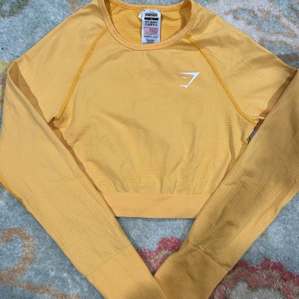Gymshark top